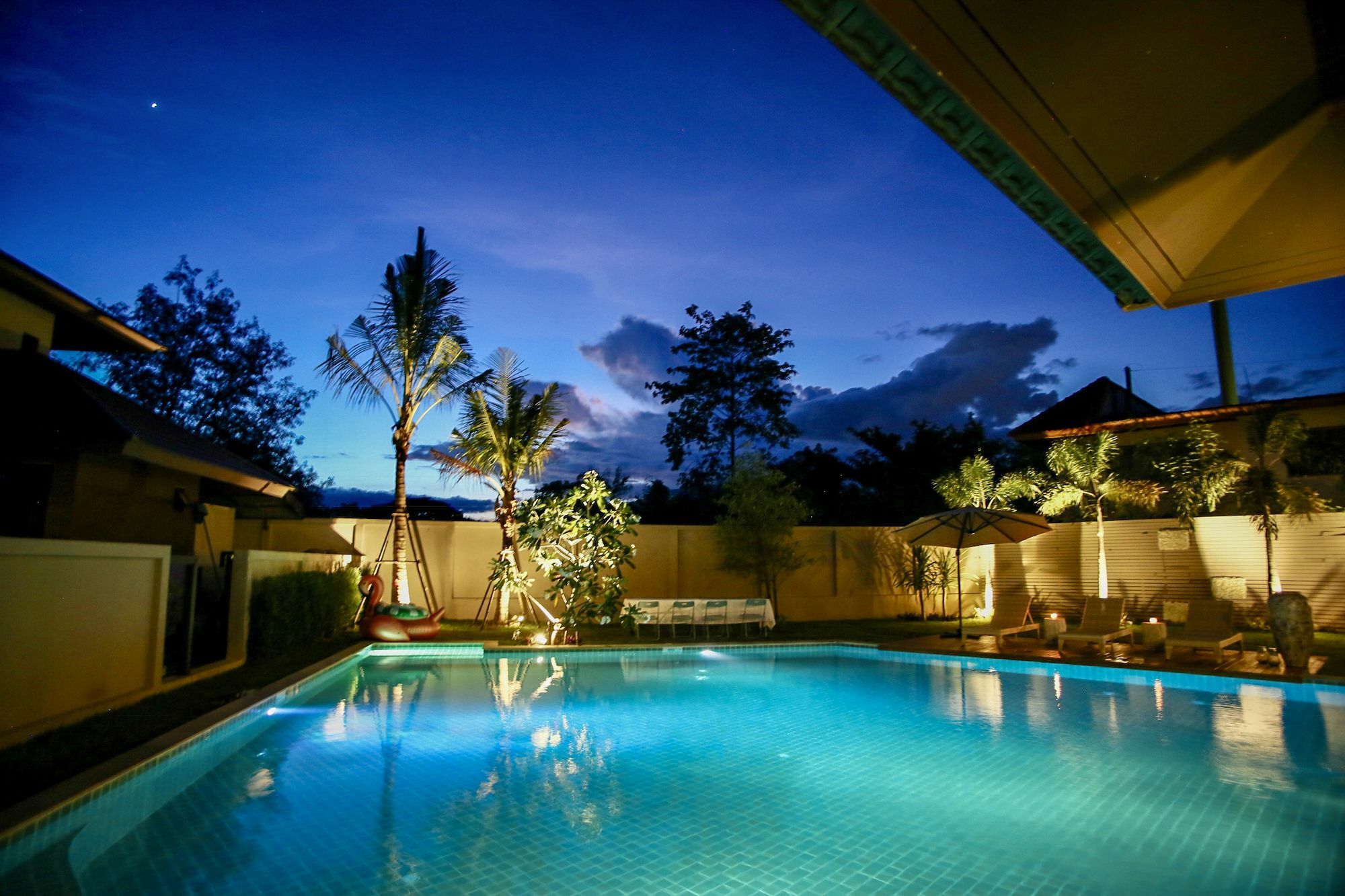 Moin 1617 Luxury Double-Pool Villa Chiang Mai Exterior foto
